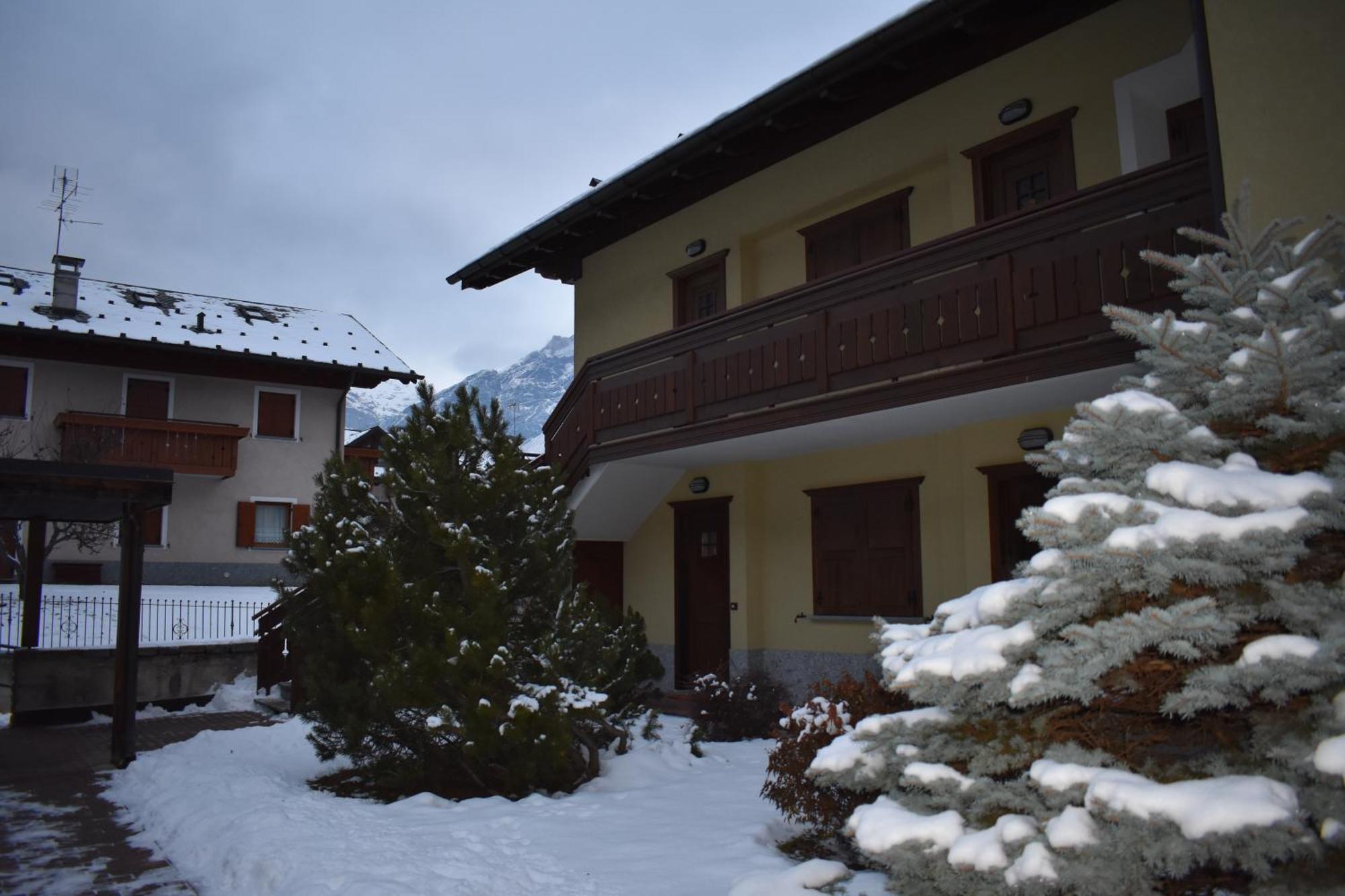 Appartamento In Residence Santa Lucia Bormio Bagian luar foto